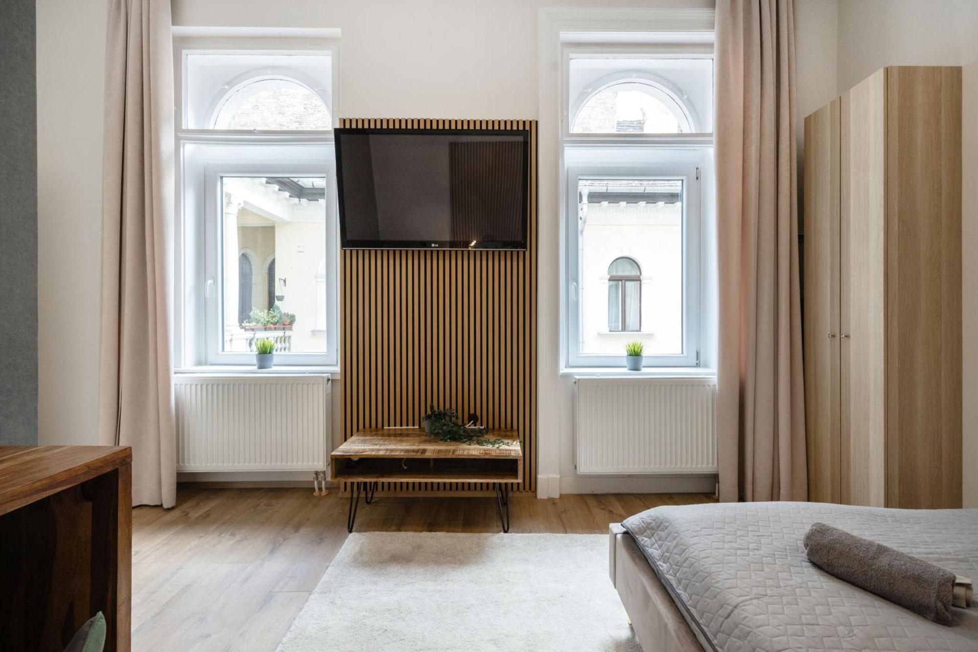 Sleek Downtown Living Apartamento Budapeste Exterior foto