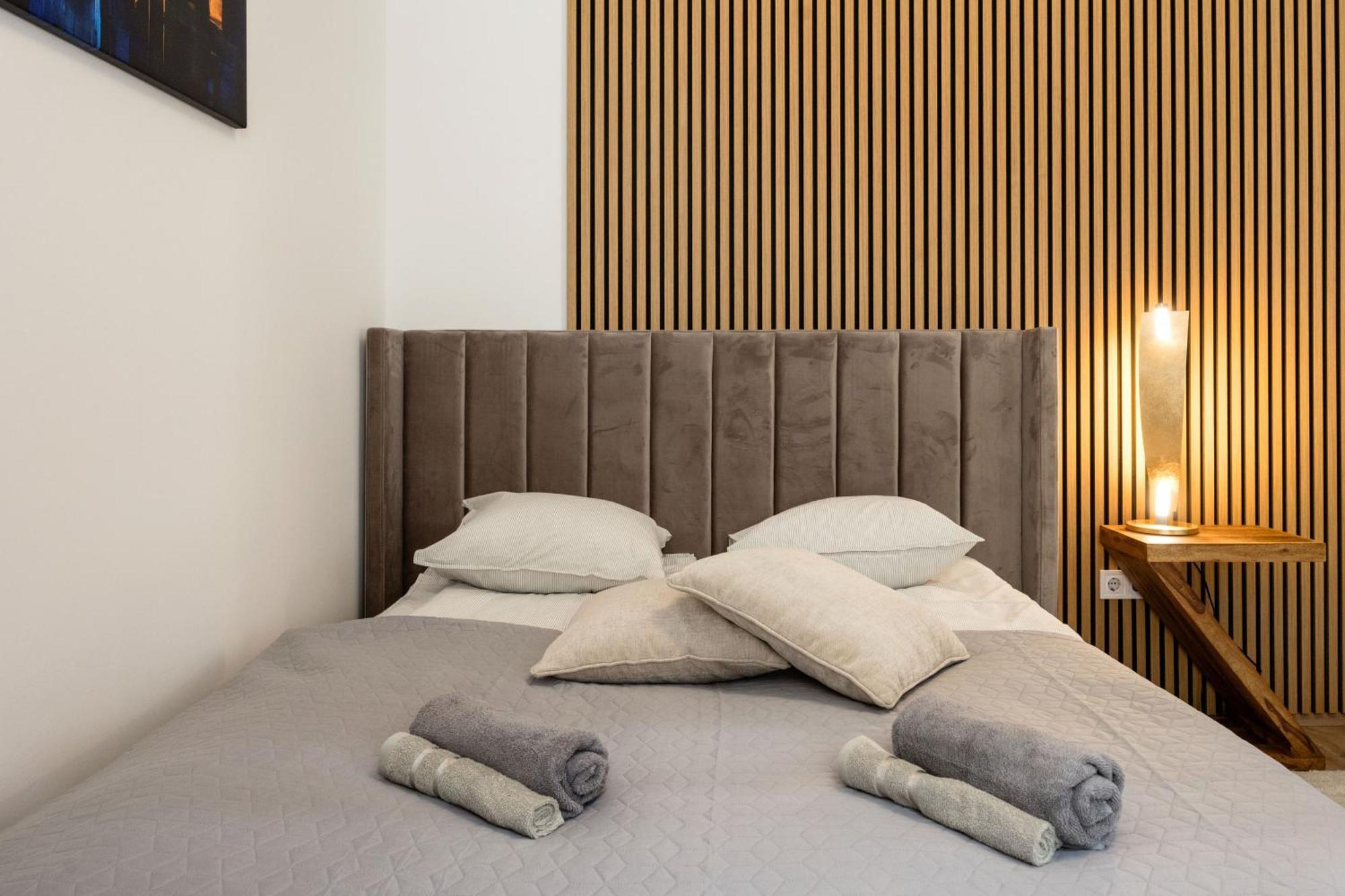 Sleek Downtown Living Apartamento Budapeste Exterior foto
